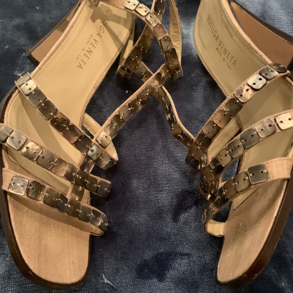 Heels - Picture 4 of 8